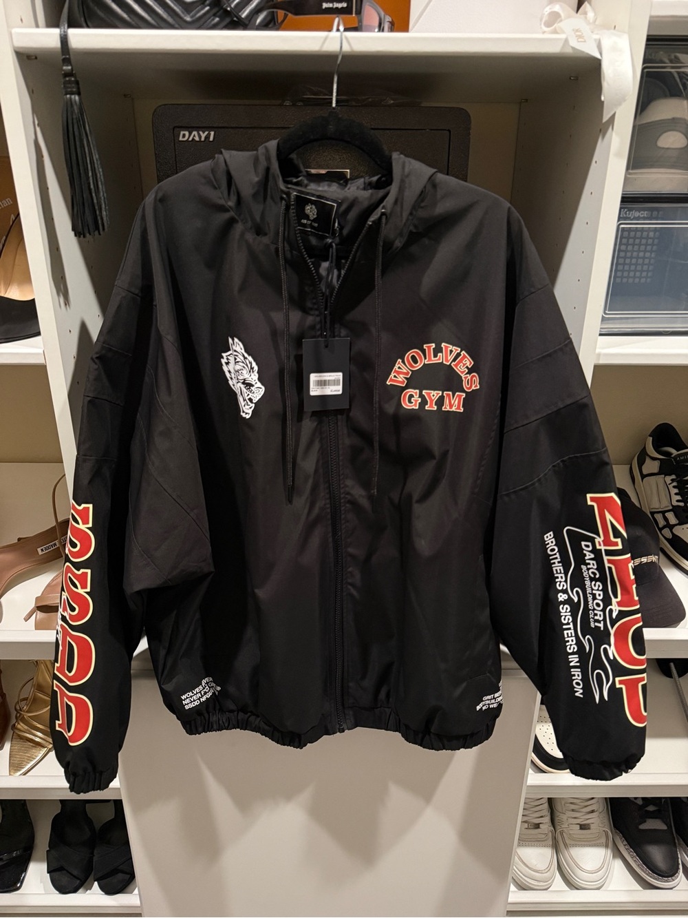 DARC SPORT WOLVES GYM V2 BROLIC TRACK JACKET SIZE XL